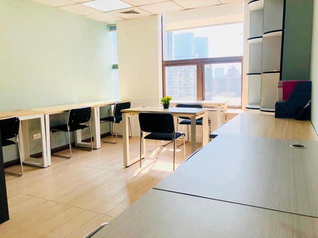 正规意大利诗芬尼音响店